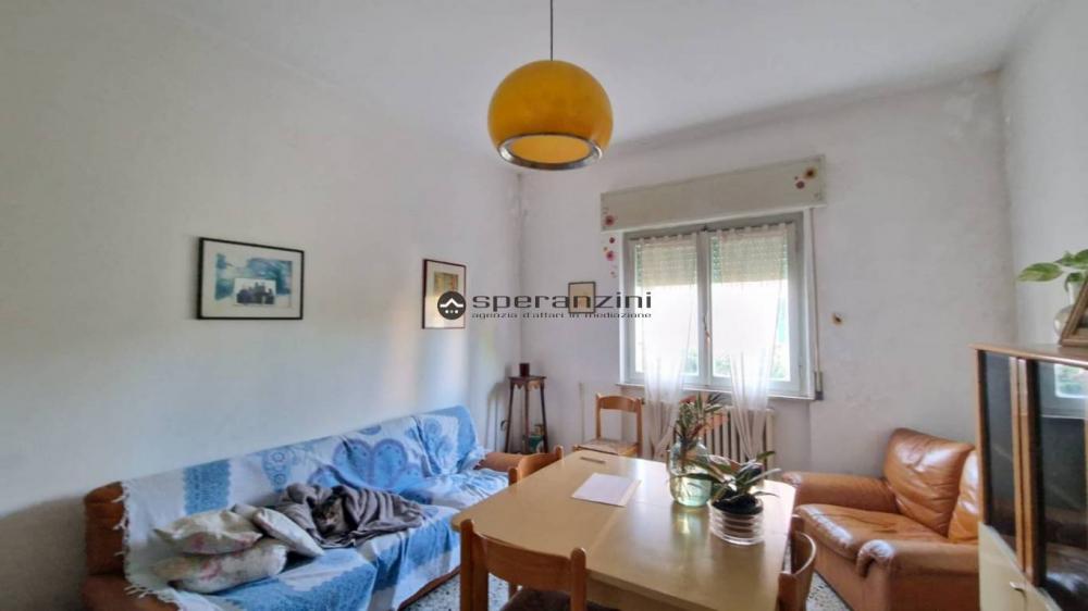 casa indipendente in vendita a Fano