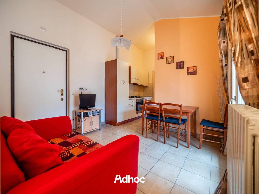 appartamento in vendita a Fano in zona Caminate