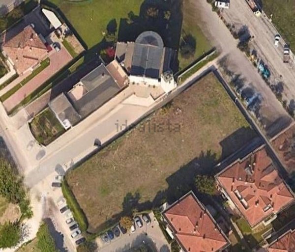 terreno edificabile in vendita a Fano
