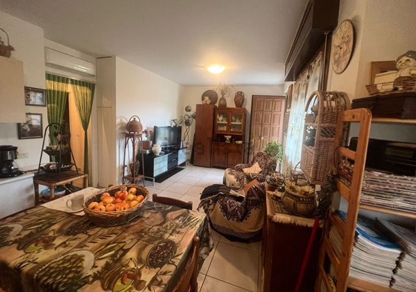 appartamento in vendita a Fano in zona Fenile