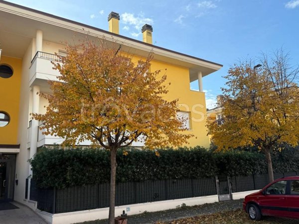 appartamento in vendita a Fano in zona Centinarola
