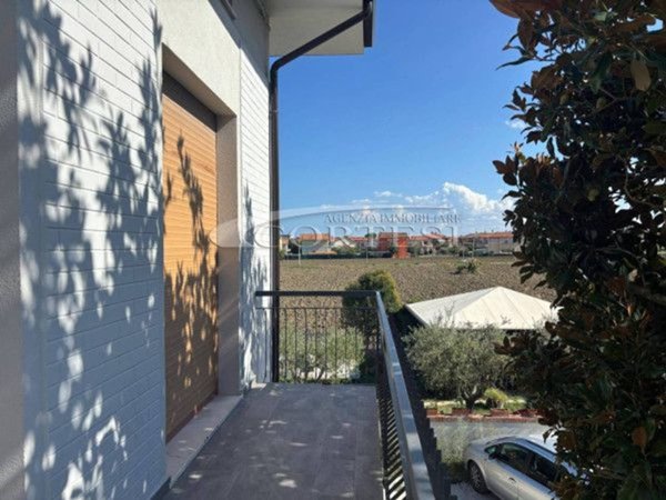 appartamento in vendita a Fano in zona Marotta