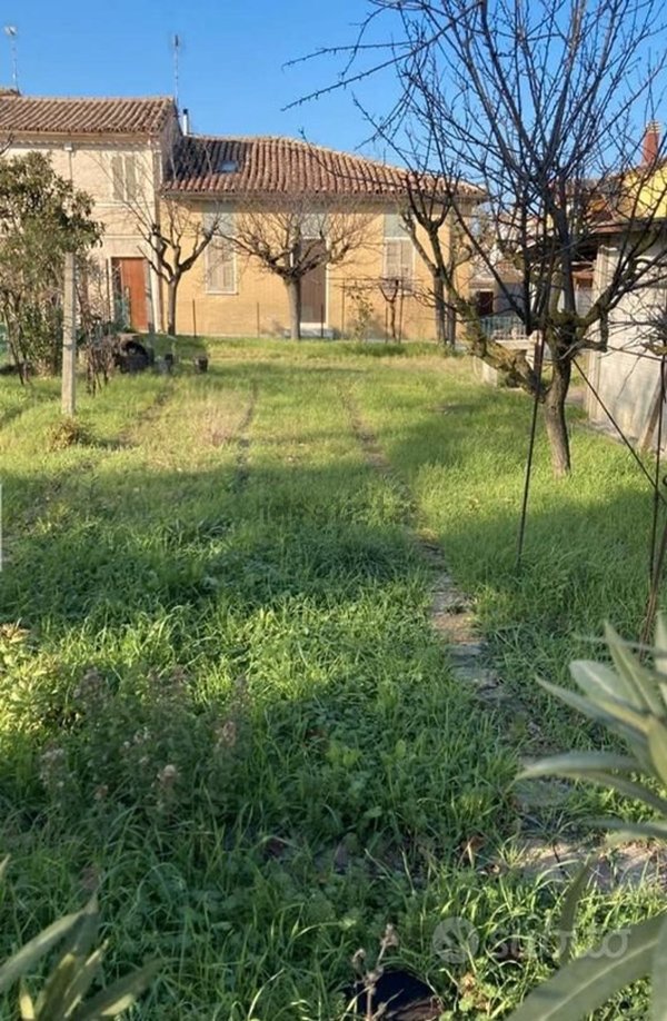 terreno edificabile in vendita a Fano