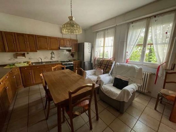 casa indipendente in vendita a Fano