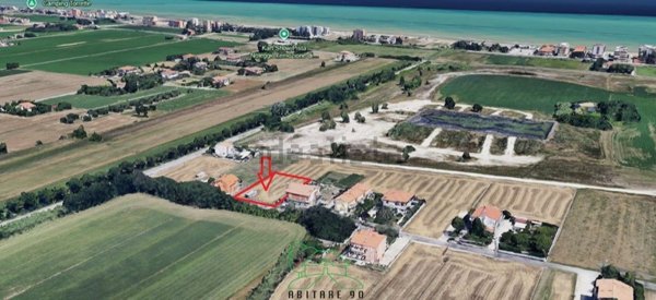 casa indipendente in vendita a Fano in zona Torrette