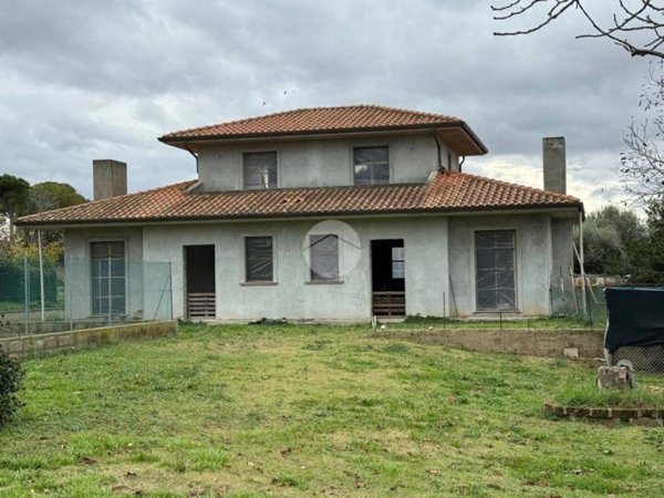 casa indipendente in vendita a Fano in zona Torrette