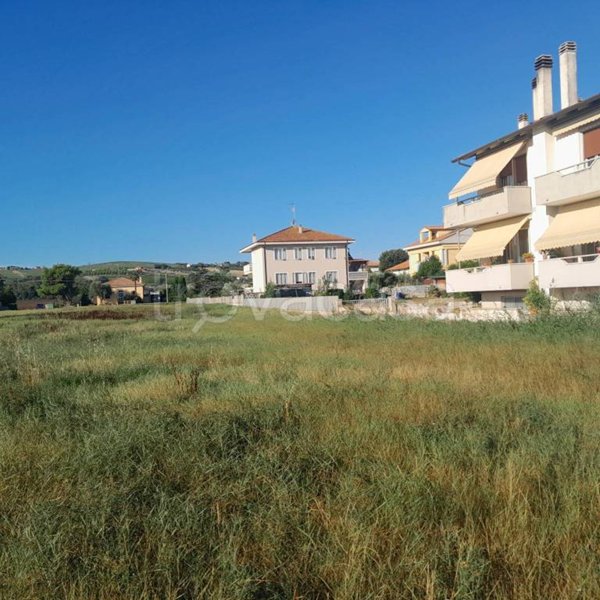 casa indipendente in vendita a Fano in zona Torrette