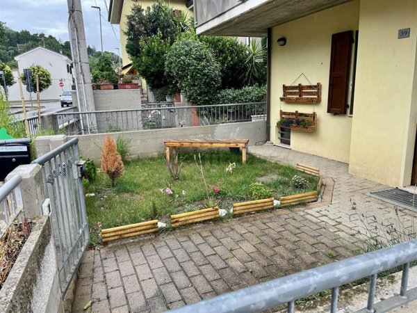 appartamento in vendita a Fano in zona Cuccurano