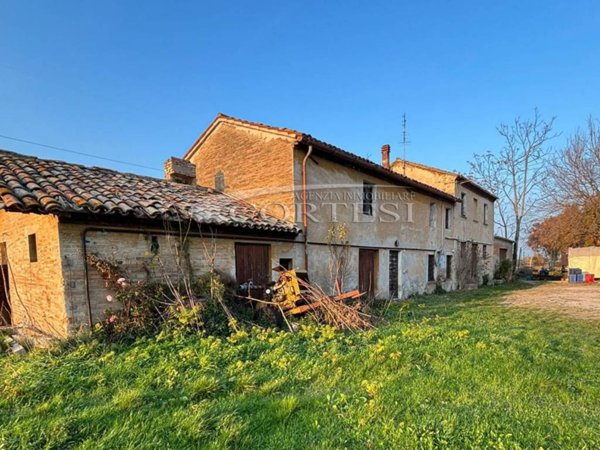 casa indipendente in vendita a Fano in zona Bellocchi