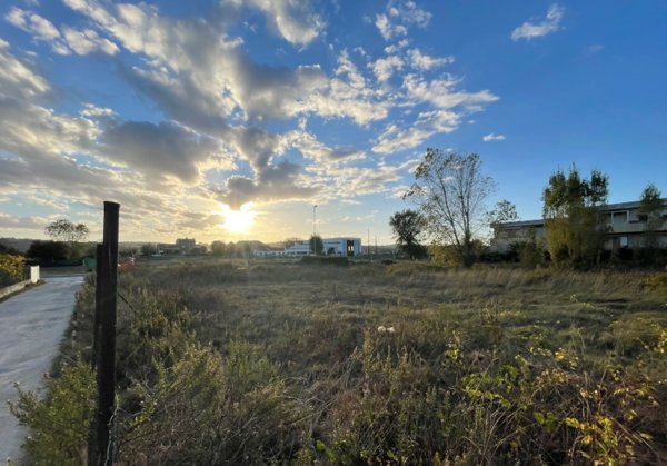 terreno edificabile in vendita a Fano