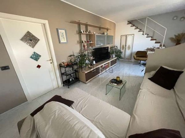 casa indipendente in vendita a Fano