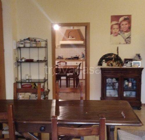 casa indipendente in vendita a Fano