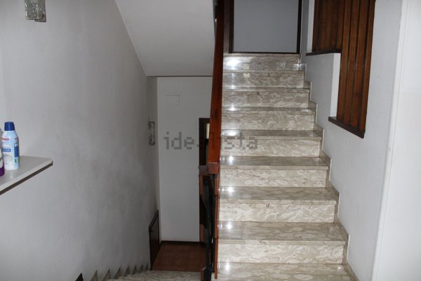 casa indipendente in vendita a Fano