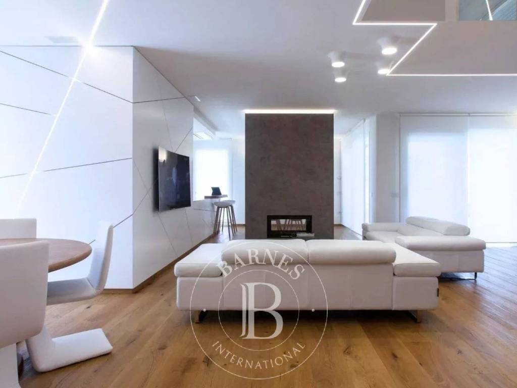 casa indipendente in vendita a Fano