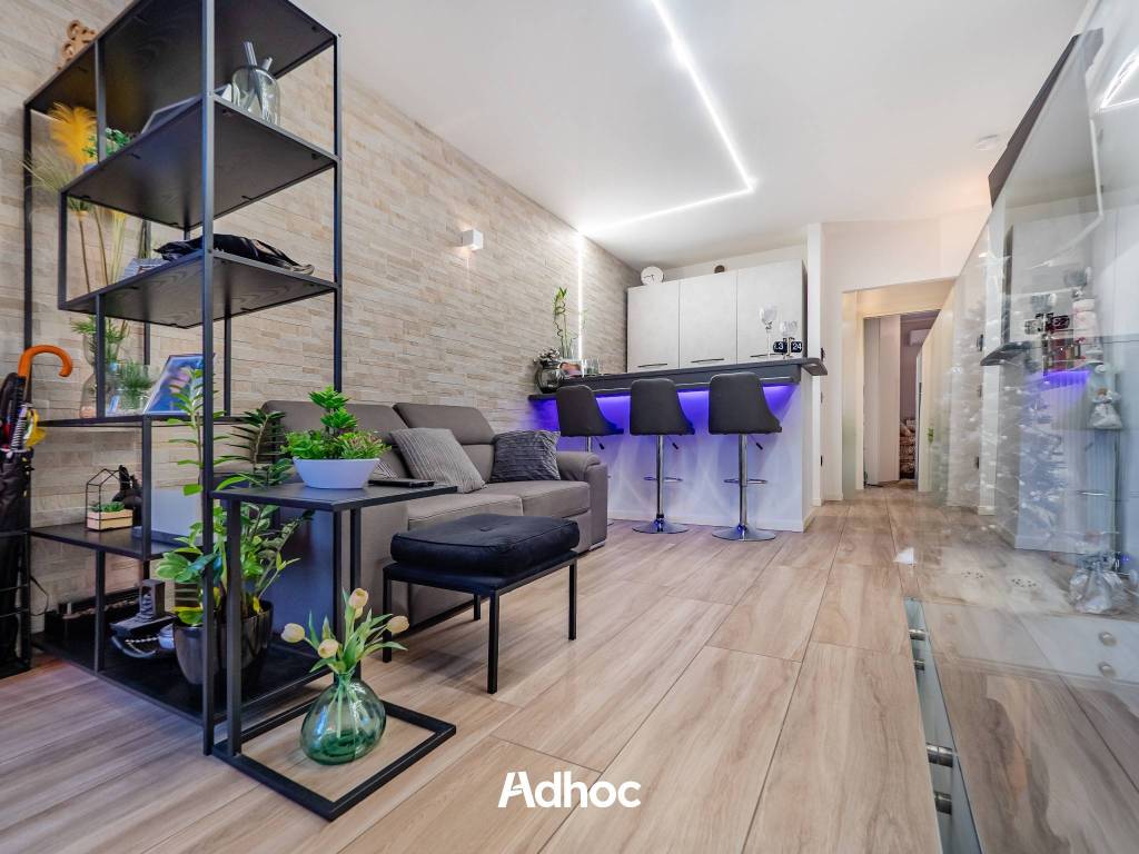 appartamento in vendita a Fano in zona Caminate