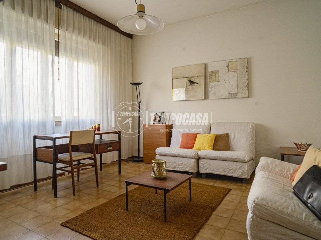 casa indipendente in vendita a Fano