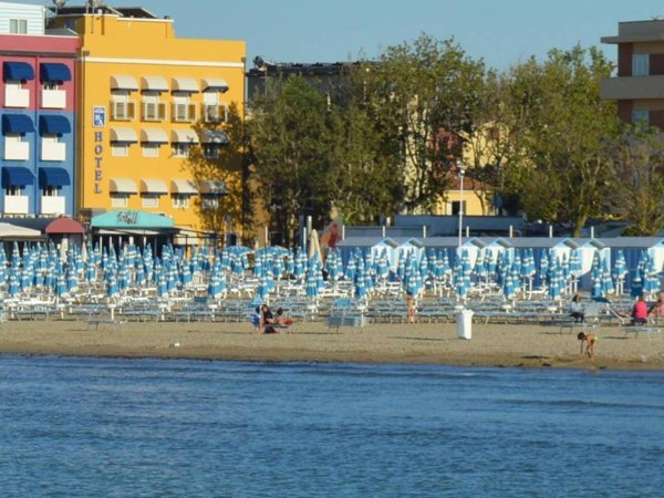 intera palazzina in vendita a Fano