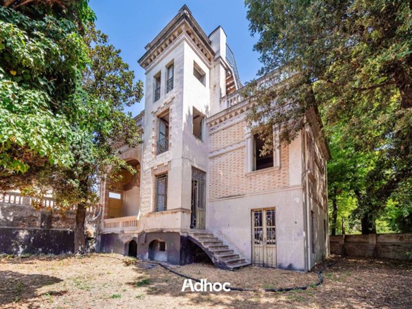 casa indipendente in vendita a Fano