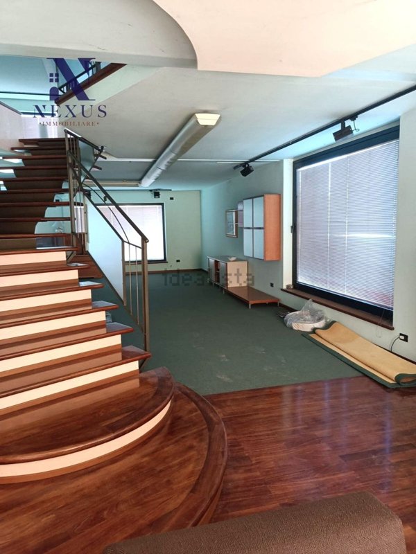 locale di sgombero in vendita a Fano in zona Bellocchi