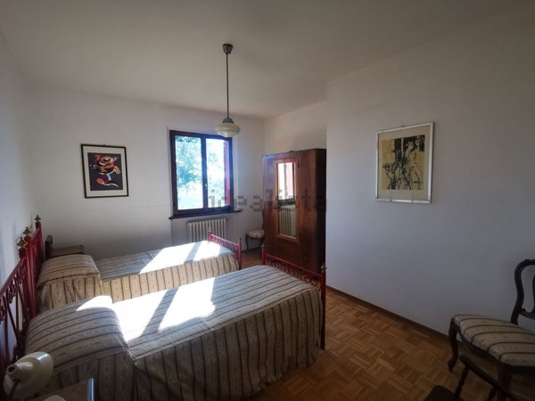 casa indipendente in vendita a Fano in zona Carrara