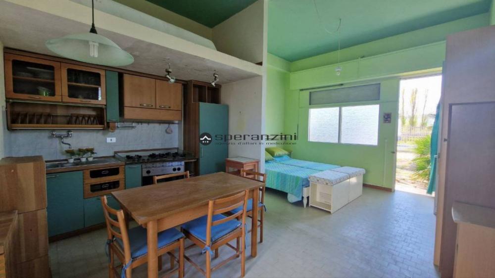 appartamento in vendita a Fano in zona Torrette