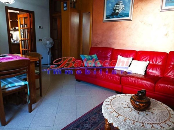 casa indipendente in vendita a Fano