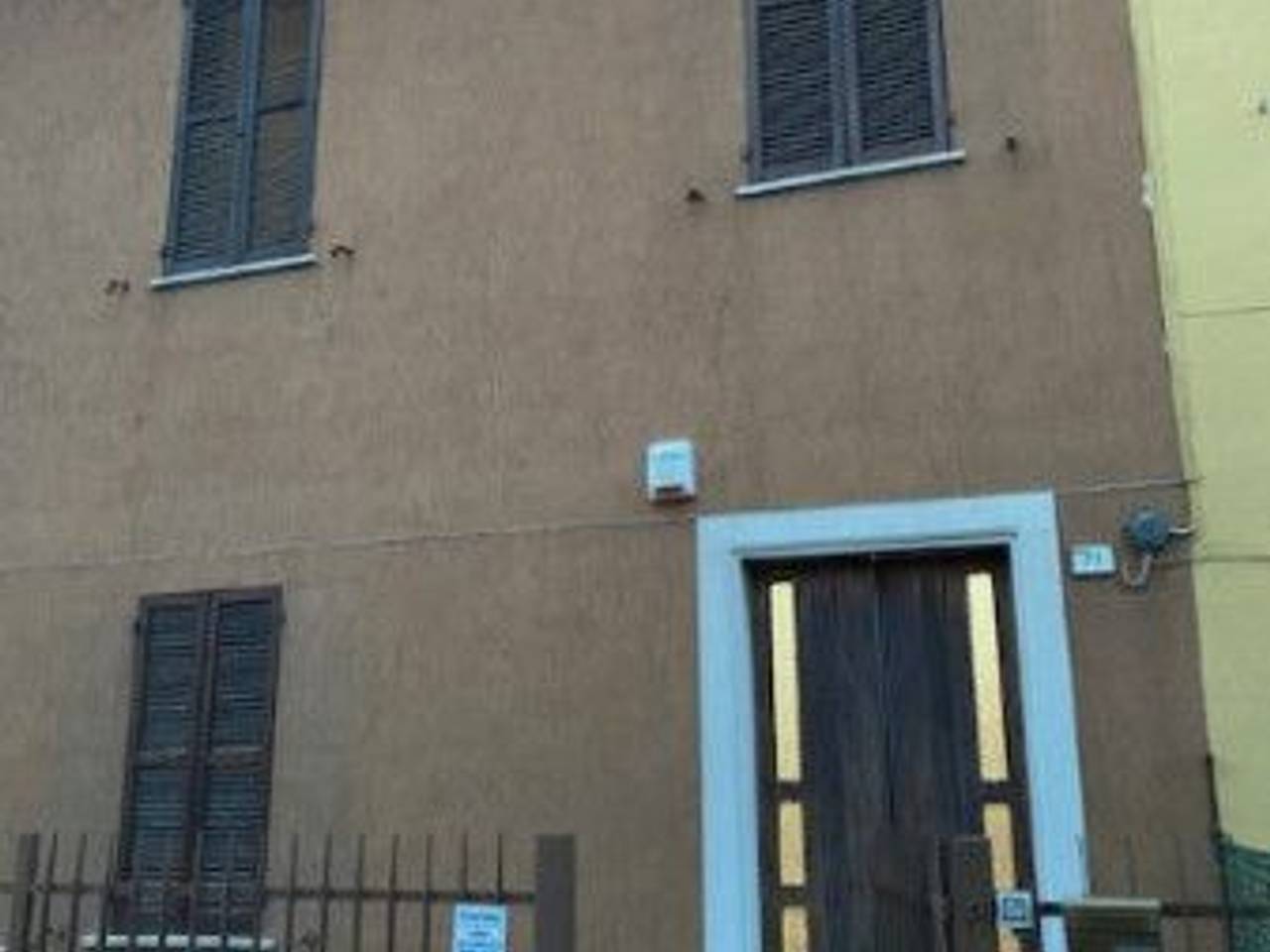 casa indipendente in vendita a Fano