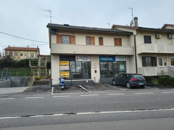 ufficio in vendita a Fano
