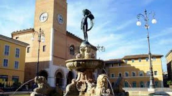 casa indipendente in vendita a Fano