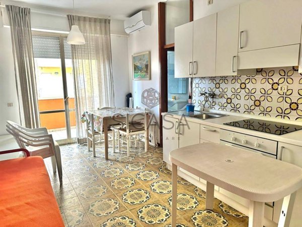 appartamento in vendita a Fano in zona Caminate