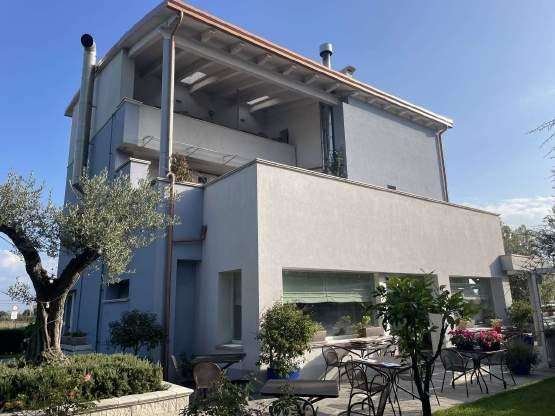 negozio in vendita a Fano