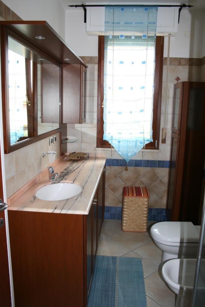 appartamento in vendita a Fano in zona Fenile