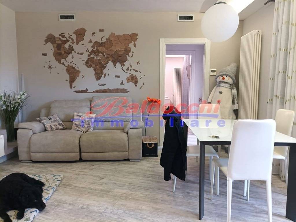 appartamento in vendita a Fano in zona Fenile