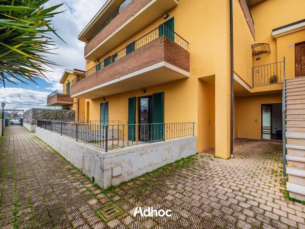 appartamento in vendita a Fano in zona Tombaccia