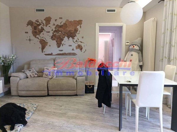 appartamento in vendita a Fano in zona Fenile