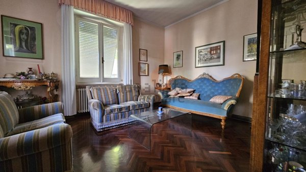 casa indipendente in vendita a Fano