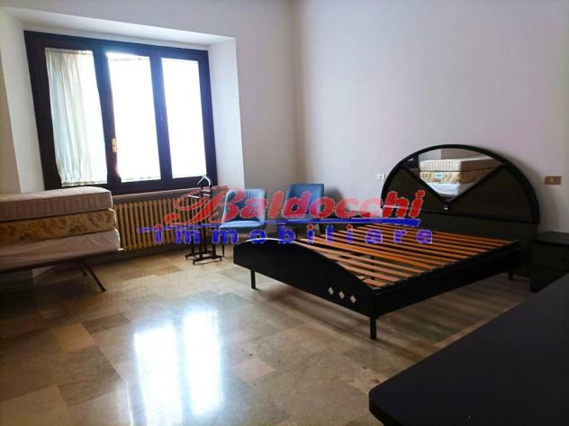 casa indipendente in vendita a Fano