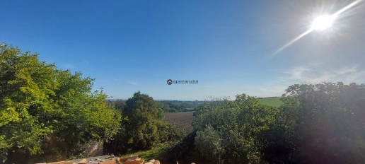 casa indipendente in vendita a Fano in zona Caminate