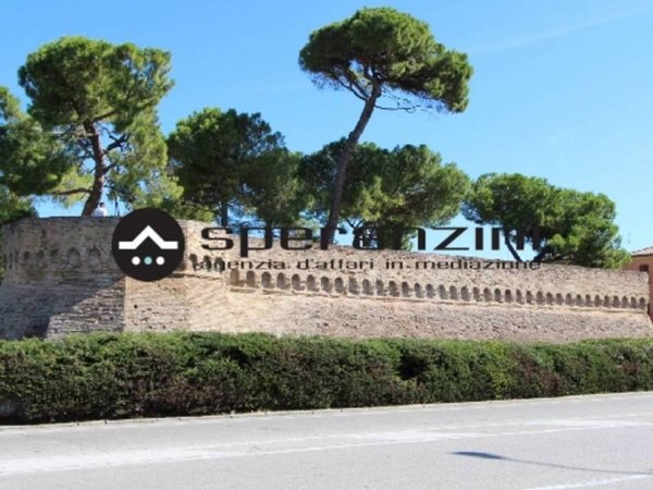 negozio in vendita a Fano