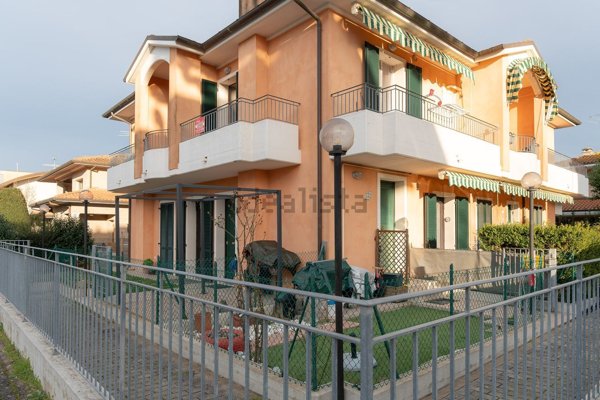 appartamento in vendita a Fano in zona Bellocchi