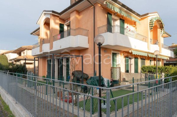 appartamento in vendita a Fano in zona Bellocchi