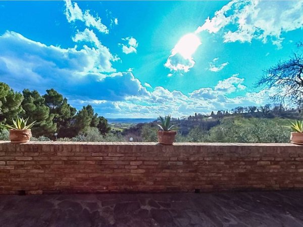 casa indipendente in vendita a Fano in zona Fenile