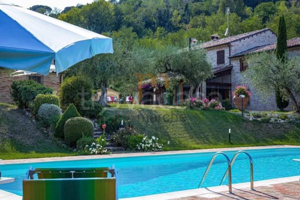 casa indipendente in vendita a Fano in zona Magliano