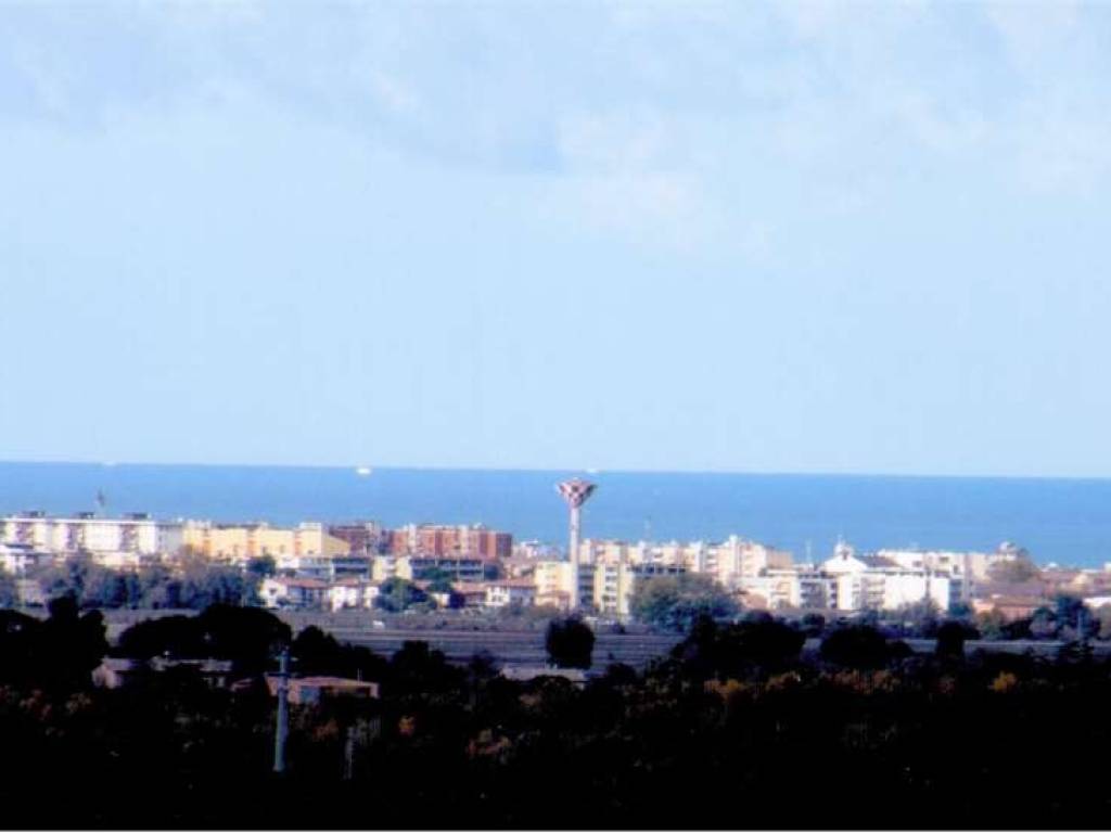 casa indipendente in vendita a Fano in zona Caminate