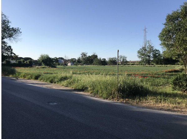 terreno edificabile in vendita a Fano