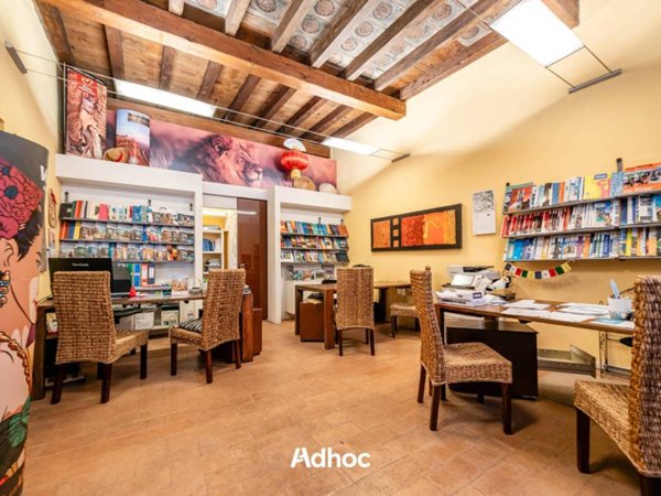 negozio in vendita a Fano