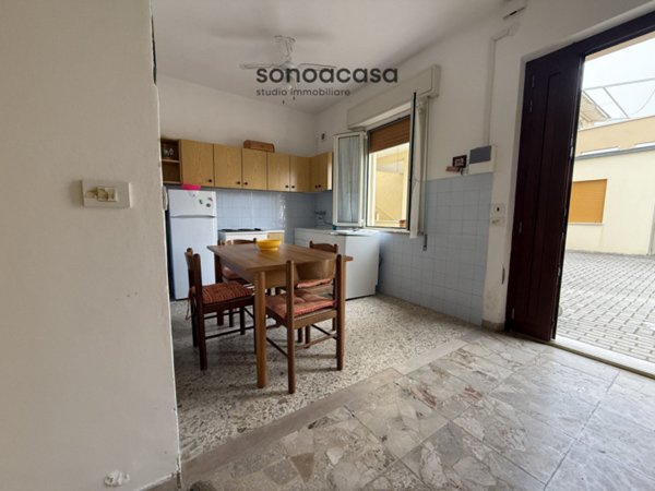 appartamento in vendita a Fano in zona Marotta