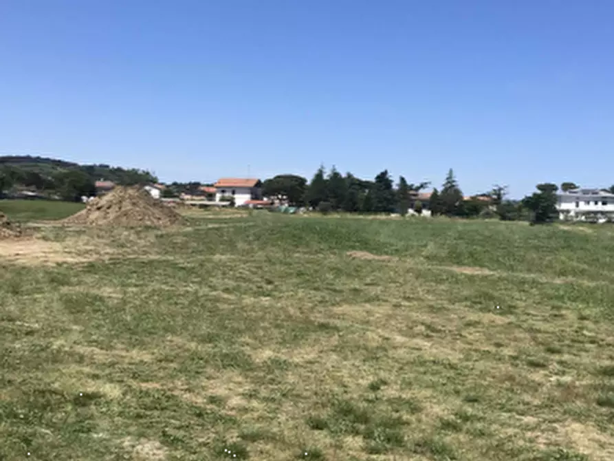 terreno edificabile in vendita a Fano