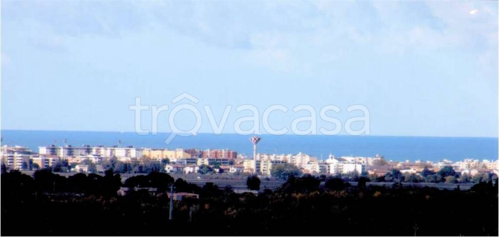 casa indipendente in vendita a Fano in zona Caminate