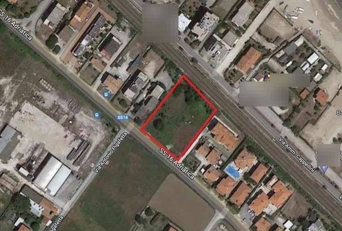 casa indipendente in vendita a Fano